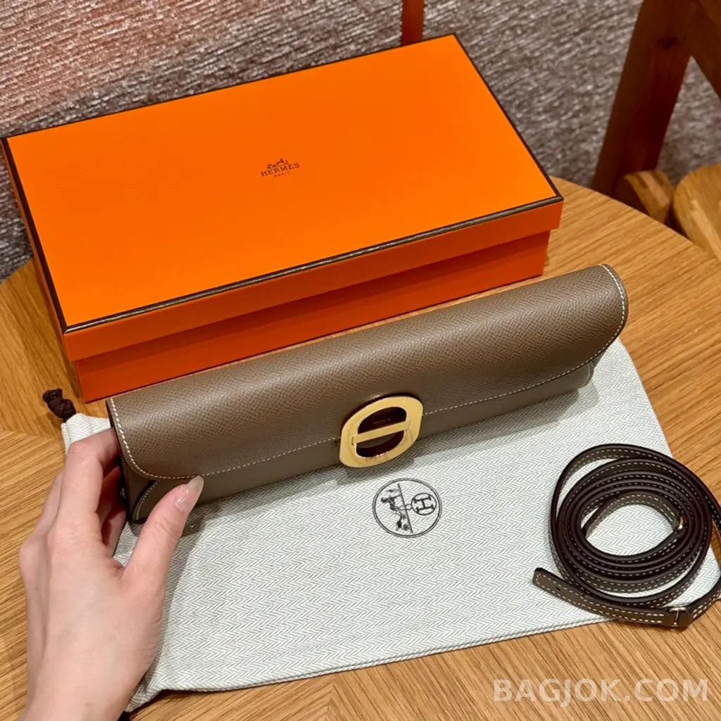 에르메스 Hermes 샹달 투고 지갑 앱송 금장 상세 이미지