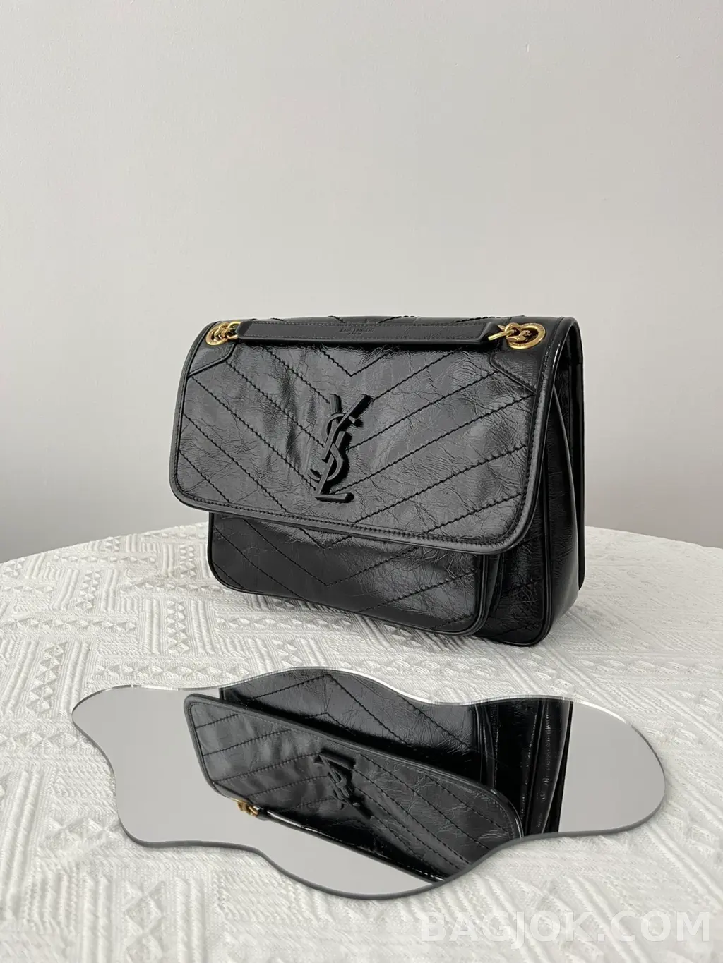 생로랑 Saint Laurent 니키백 미디움 빈티지 레더 상세 이미지