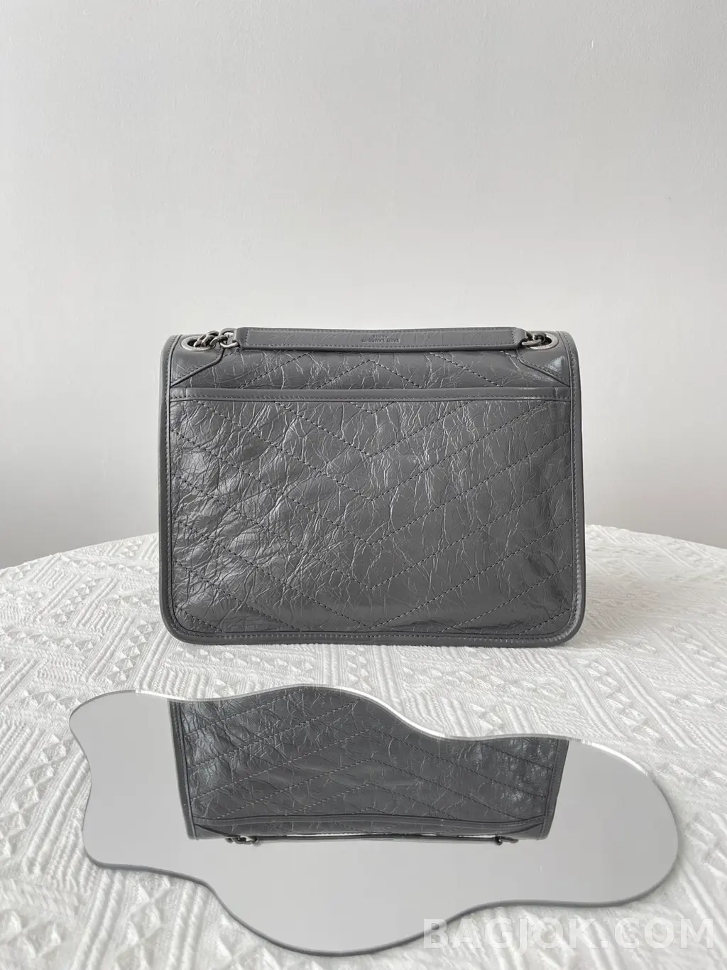 생로랑 Saint Laurent 니키백 미디움 빈티지 레더 상세 이미지