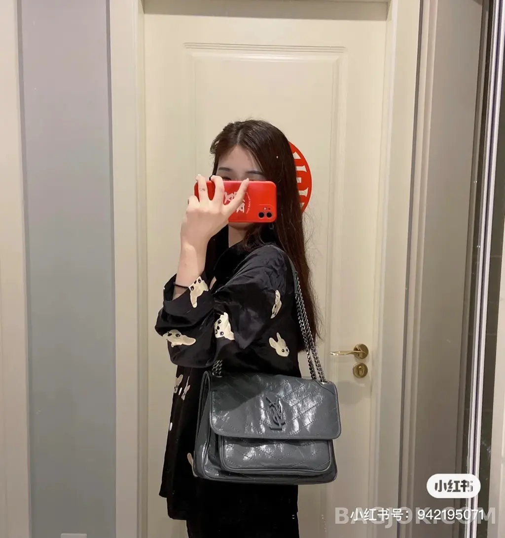 생로랑 Saint Laurent 니키백 미디움 빈티지 레더 상세 이미지