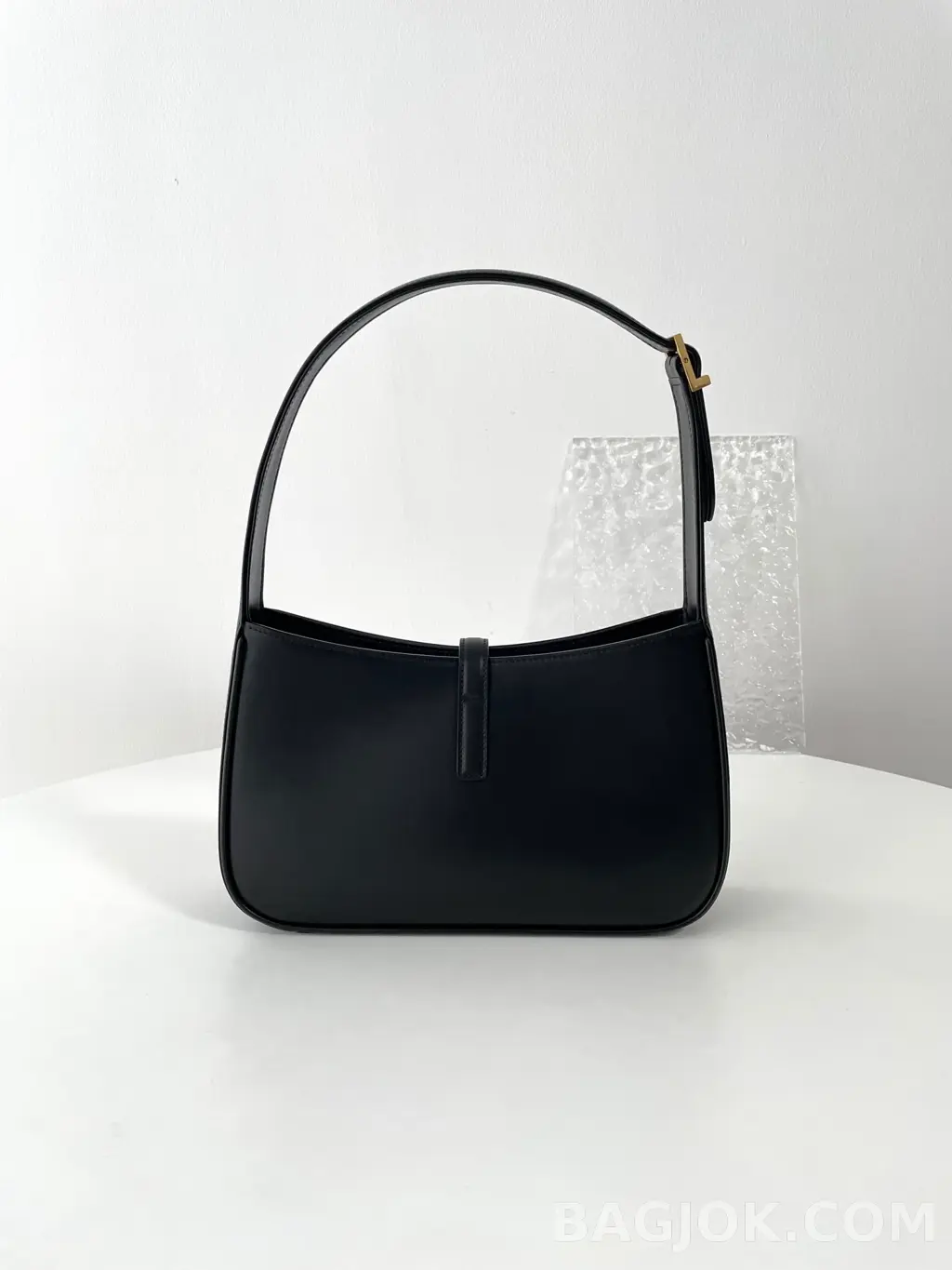 생로랑 Saint Laurent LE 5À7 호보 숄더백 스무스 레더 상세 이미지