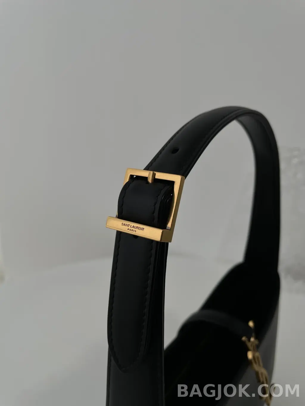 생로랑 Saint Laurent LE 5À7 호보 숄더백 스무스 레더 상세 이미지