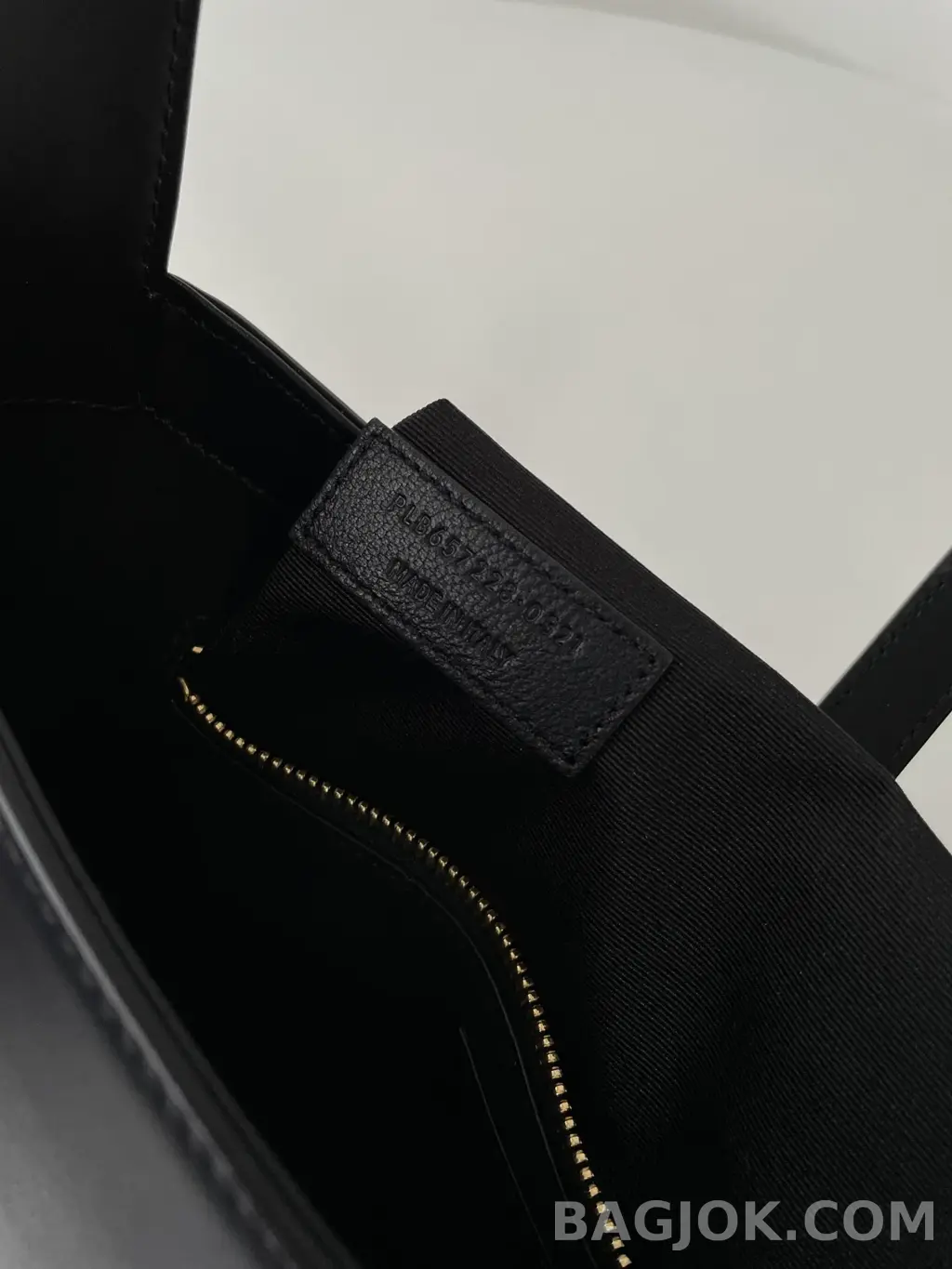 생로랑 Saint Laurent LE 5À7 호보 숄더백 스무스 레더 상세 이미지