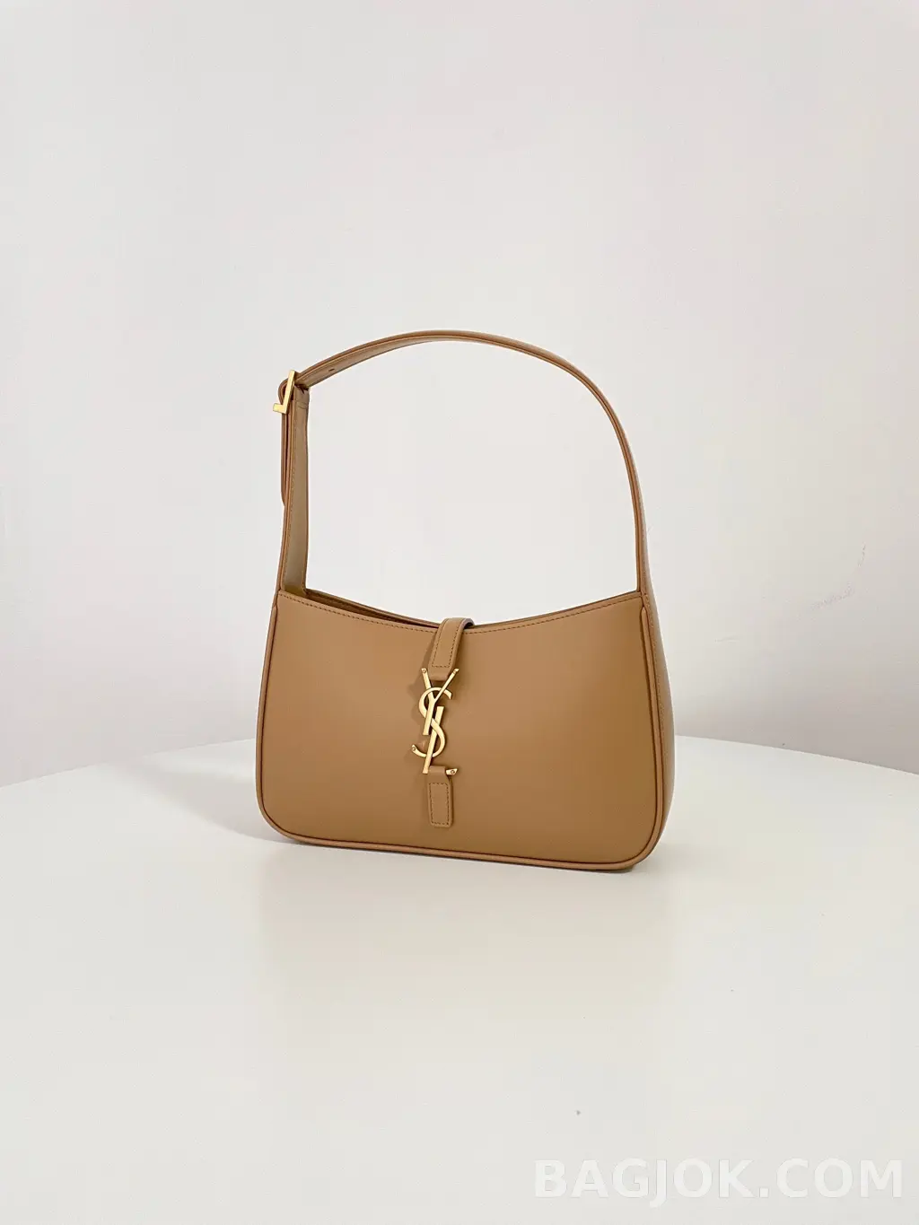 생로랑 Saint Laurent LE 5À7 호보 숄더백 스무스 레더 상세 이미지