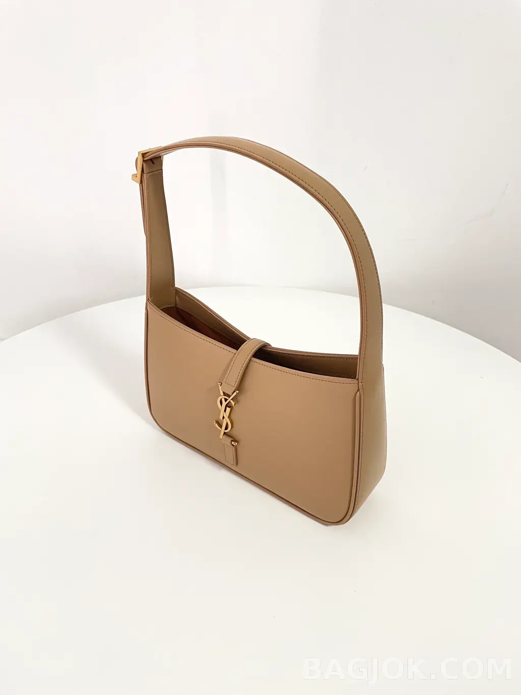 생로랑 Saint Laurent LE 5À7 호보 숄더백 스무스 레더 상세 이미지