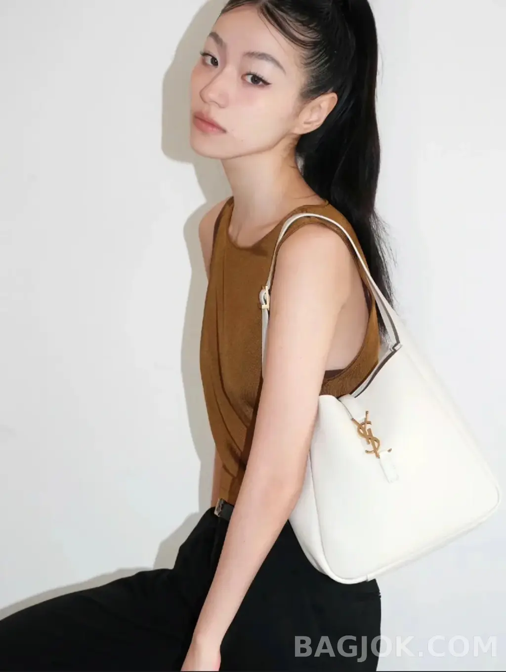 생로랑 Saint Laurent LE 5À7 호보 스몰 상세 이미지