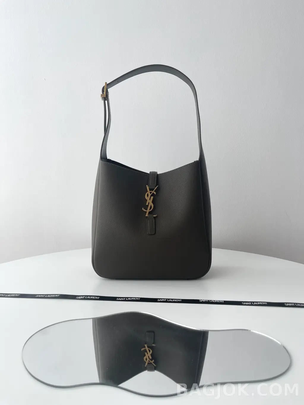 생로랑 Saint Laurent LE 5À7 호보 스몰 상세 이미지