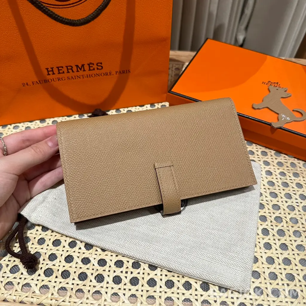 에르메스 Hermes 베안 장지갑 앱송 상세 이미지