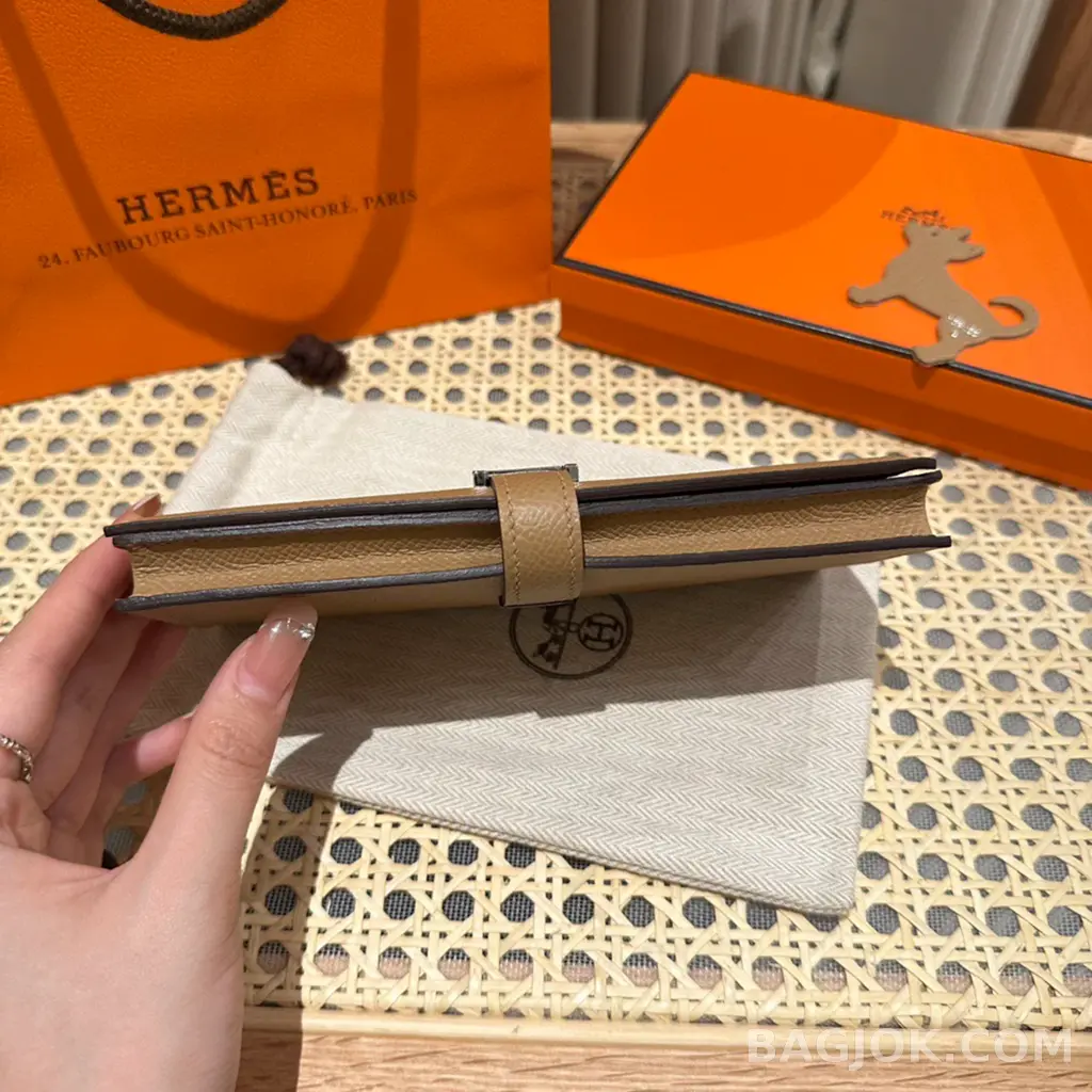 에르메스 Hermes 베안 장지갑 앱송 상세 이미지