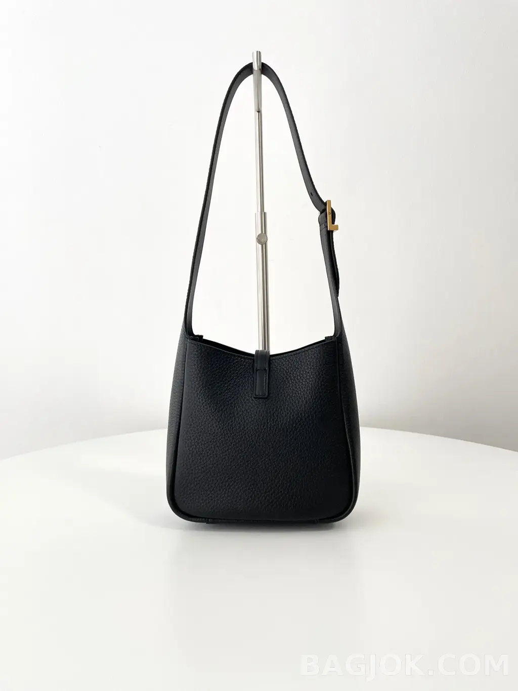 생로랑 Saint Laurent LE 5À7 서플 베이비 그레인 레더 상세 이미지
