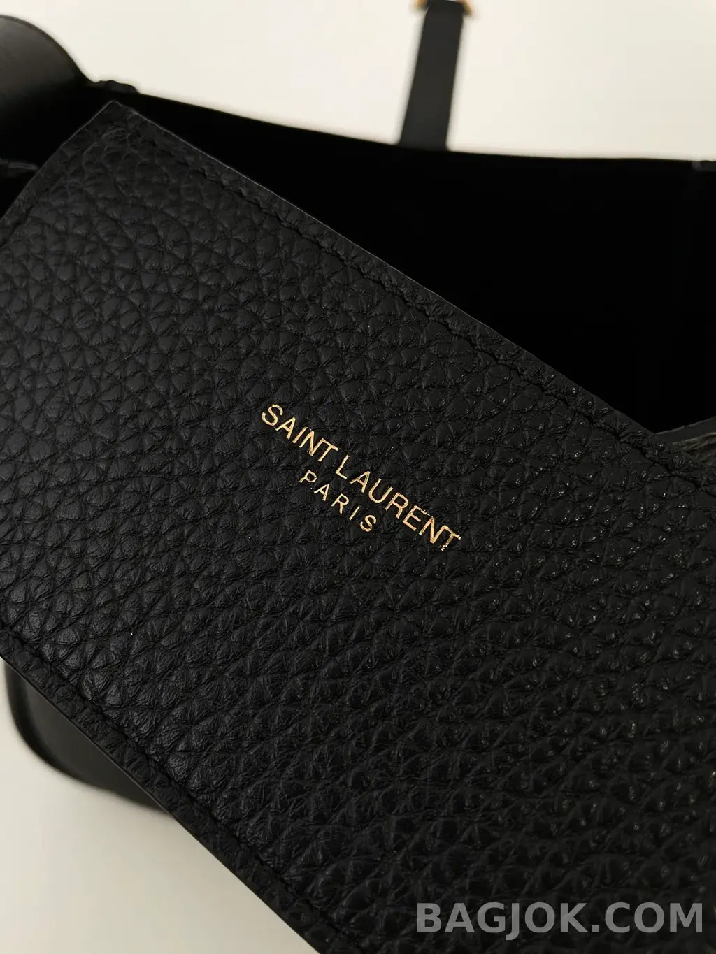생로랑 Saint Laurent LE 5À7 서플 베이비 그레인 레더 상세 이미지