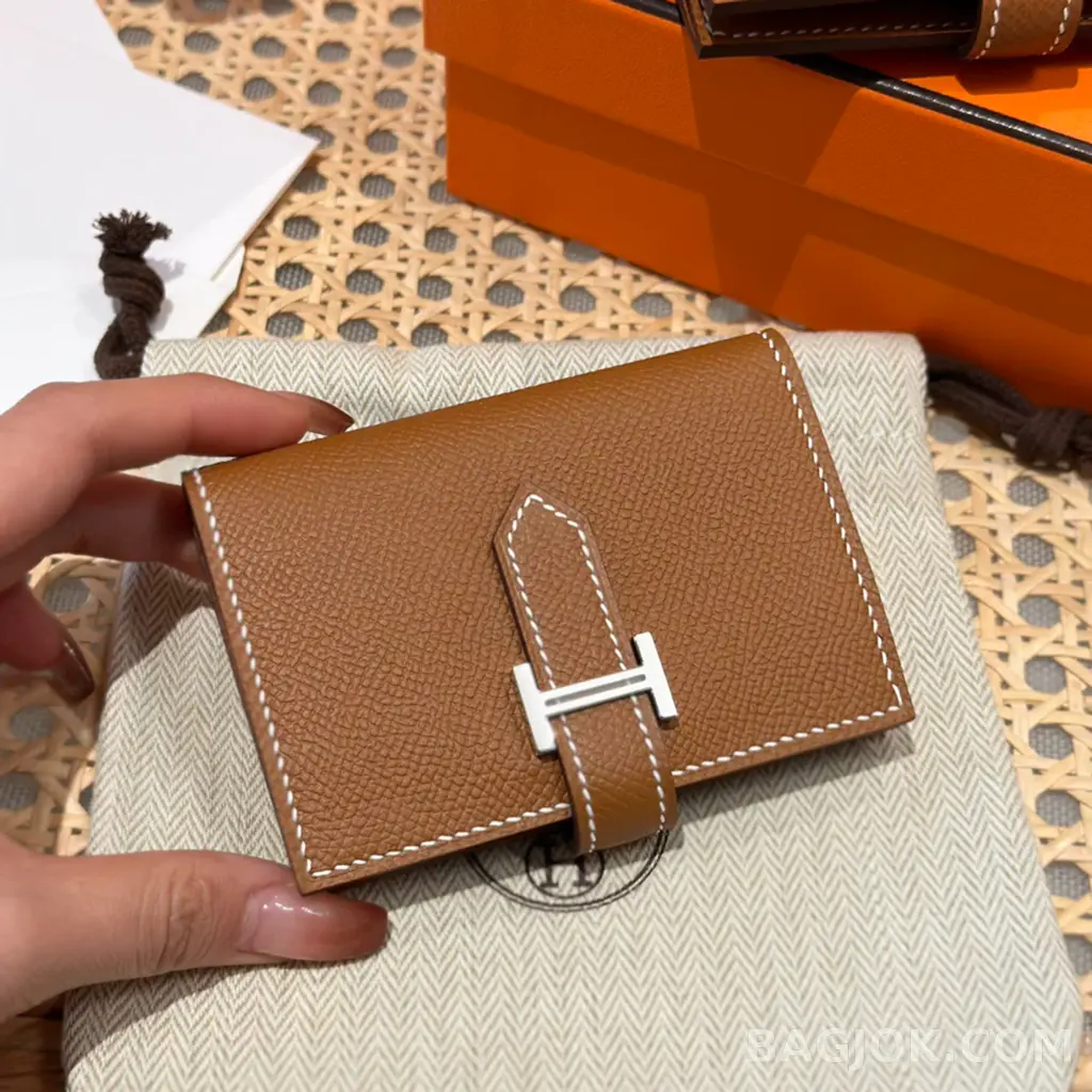 에르메스 Hermes 베안 카드 지갑 앱송 은장 상세 이미지