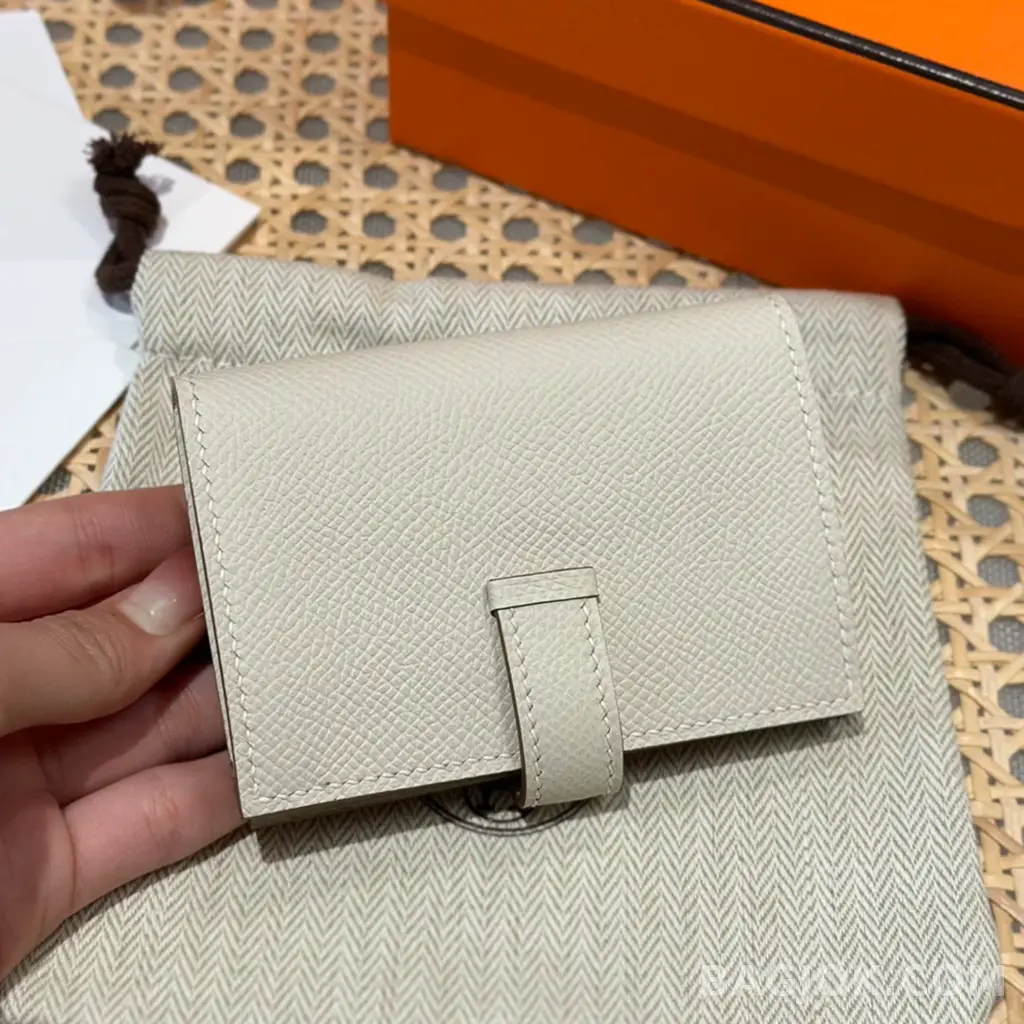 에르메스 Hermes 베안 카드 지갑 앱송 은장 상세 이미지