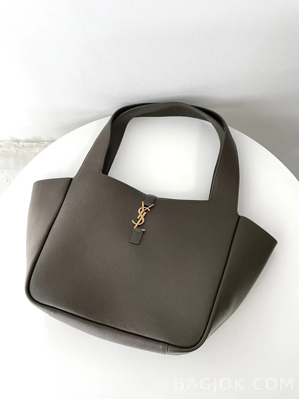 생로랑 Saint Laurent LE 5À7 BEA 토트백 그레인 레더 상세 이미지