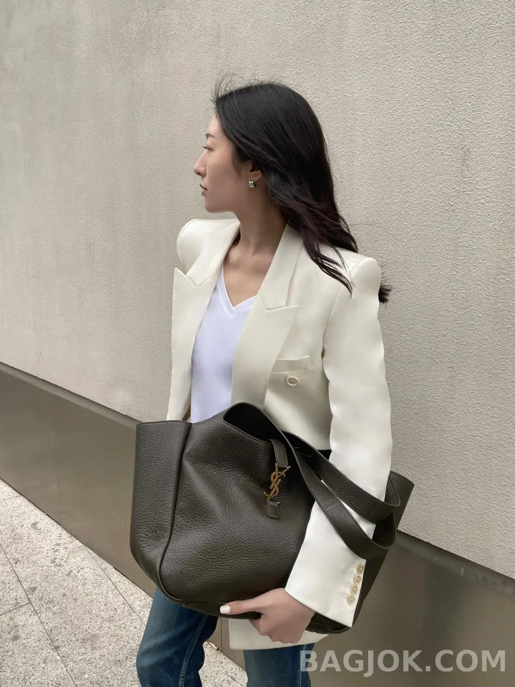 생로랑 Saint Laurent LE 5À7 BEA 토트백 그레인 레더 상세 이미지