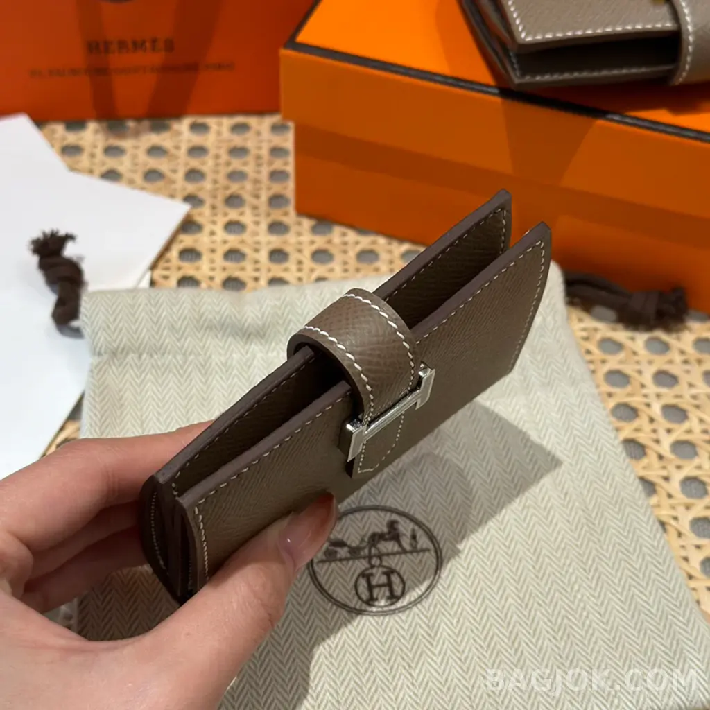 에르메스 Hermes 베안 카드 지갑 앱송 은장 상세 이미지