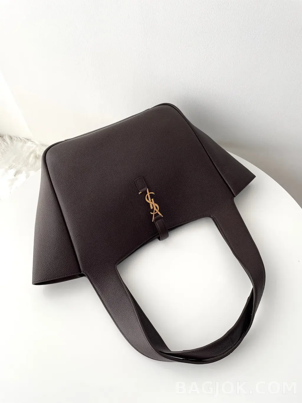 생로랑 Saint Laurent LE 5À7 BEA 토트백 그레인 레더 상세 이미지