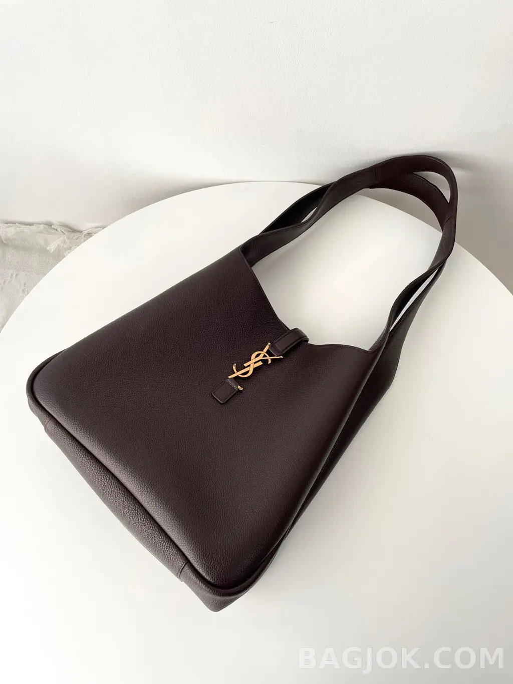 생로랑 Saint Laurent LE 5À7 BEA 토트백 그레인 레더 상세 이미지