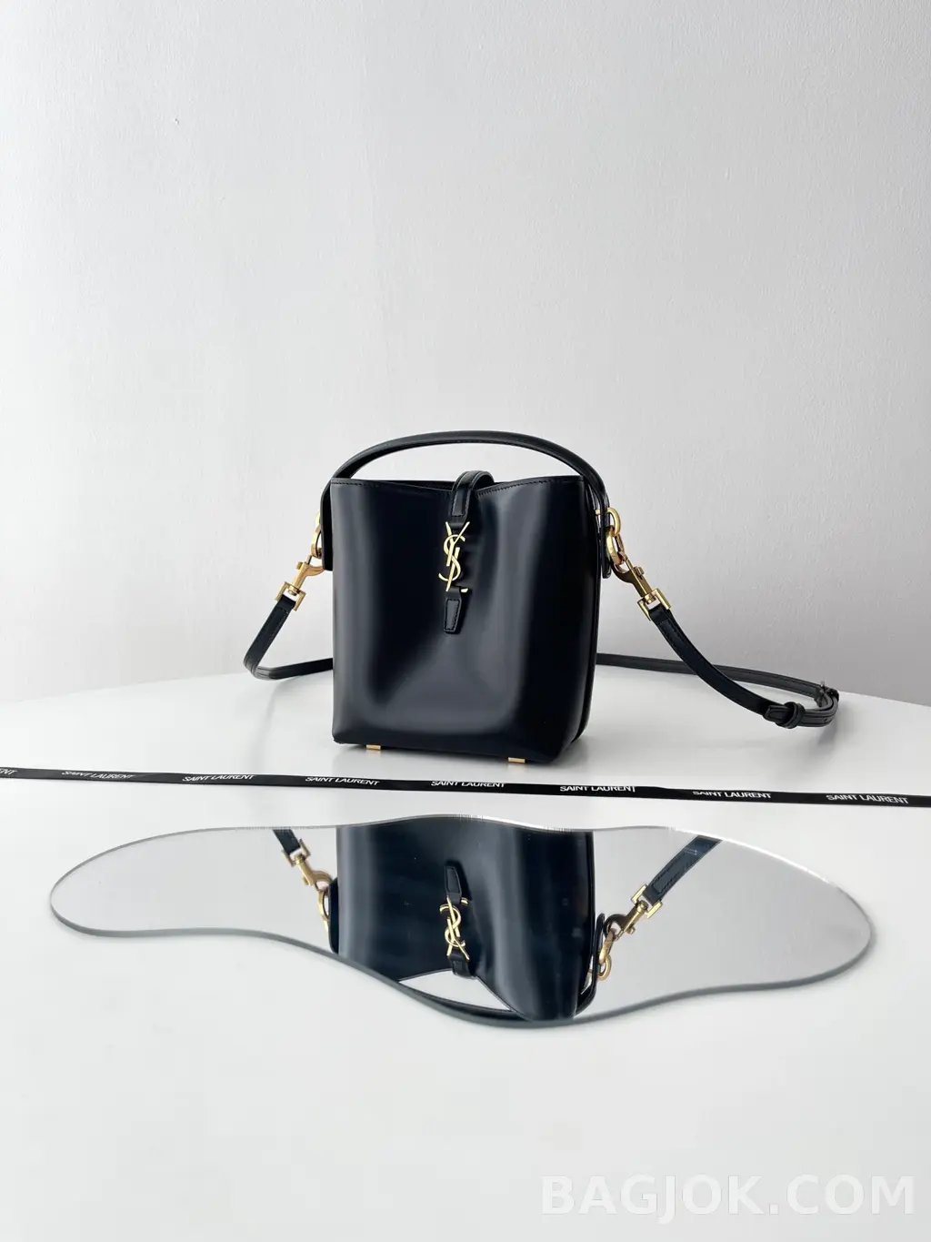 생로랑 Saint Laurent LE 37 버킷백 미니 상세 이미지