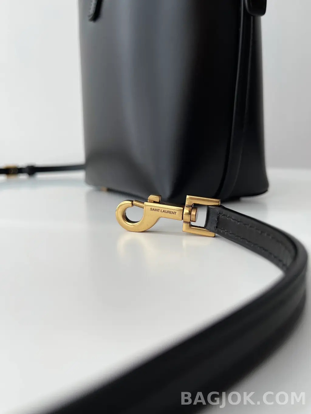 생로랑 Saint Laurent LE 37 버킷백 미니 상세 이미지