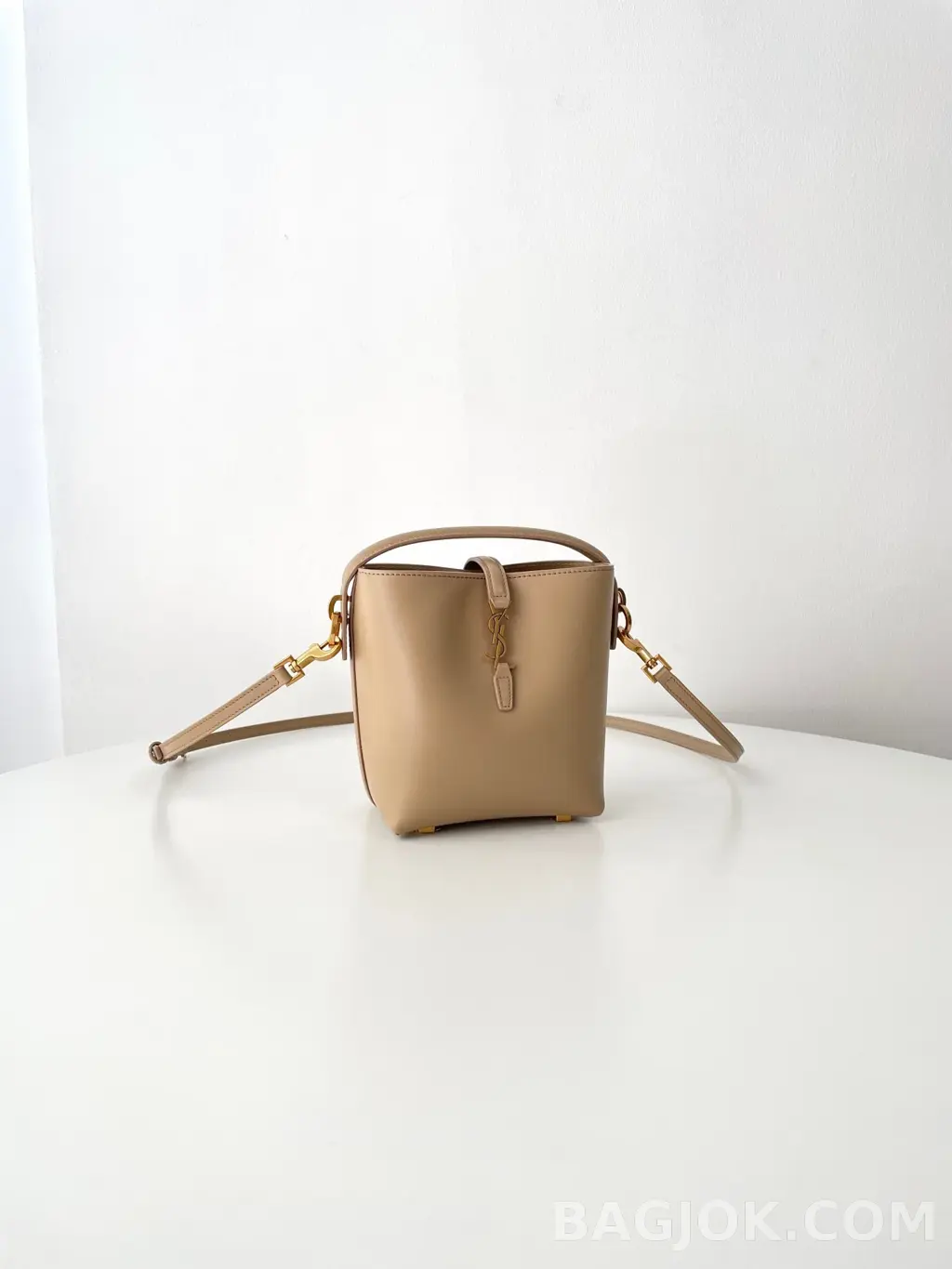 생로랑 Saint Laurent LE 37 버킷백 미니 상세 이미지