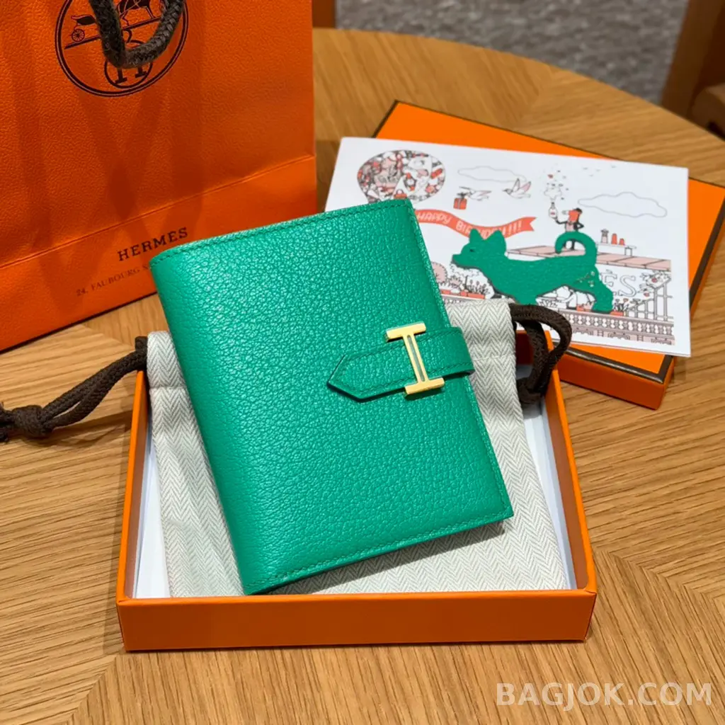 에르메스 Hermes 베안 컴팩트 지갑 미조레 상세 이미지