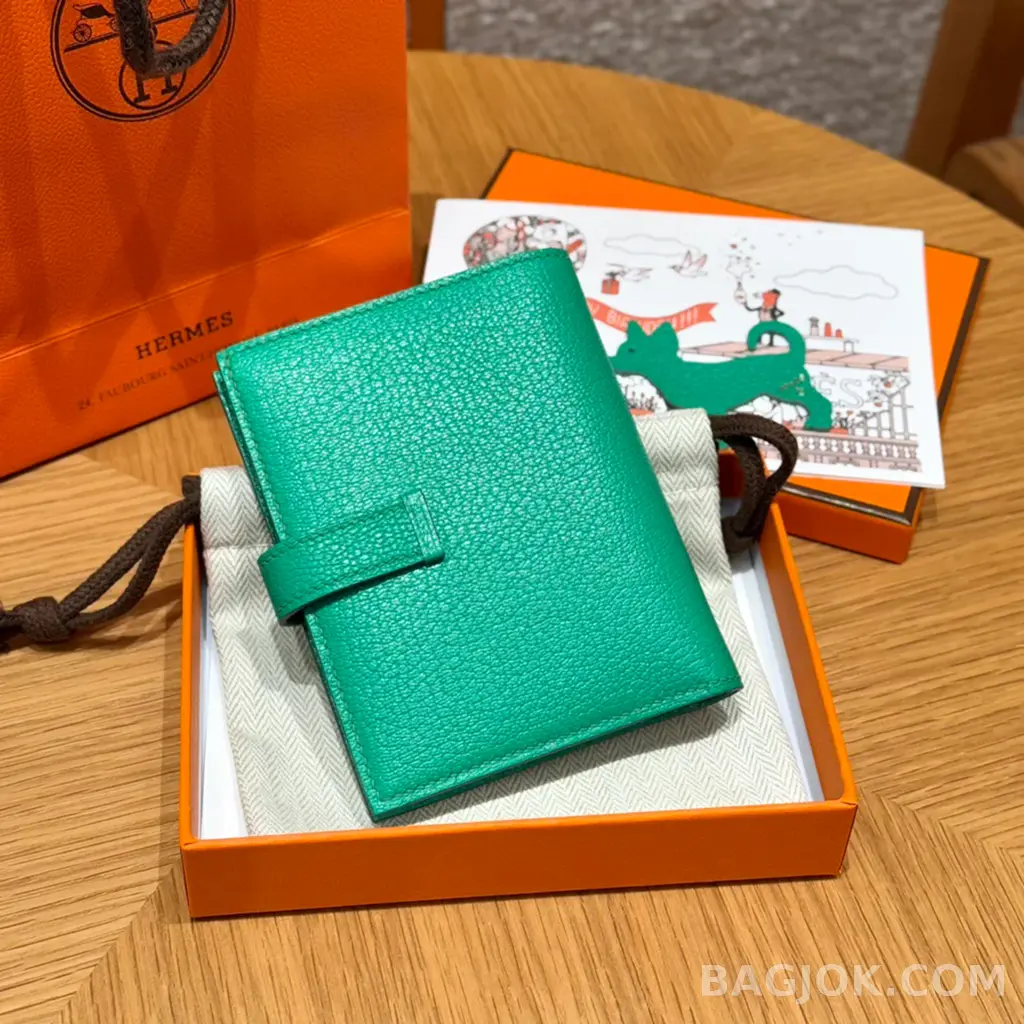 에르메스 Hermes 베안 컴팩트 지갑 미조레 상세 이미지