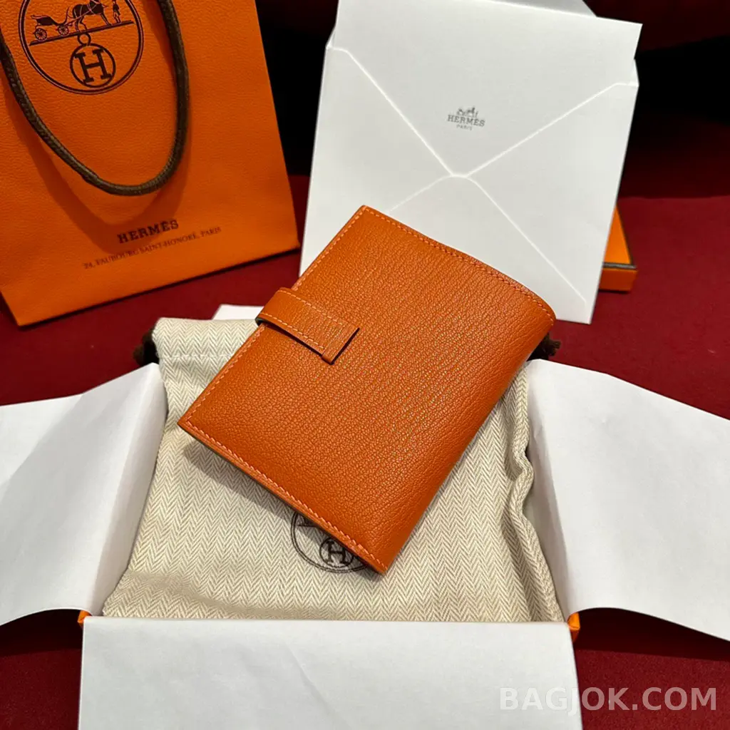 에르메스 Hermes 베안 컴팩트 지갑 미조레 상세 이미지