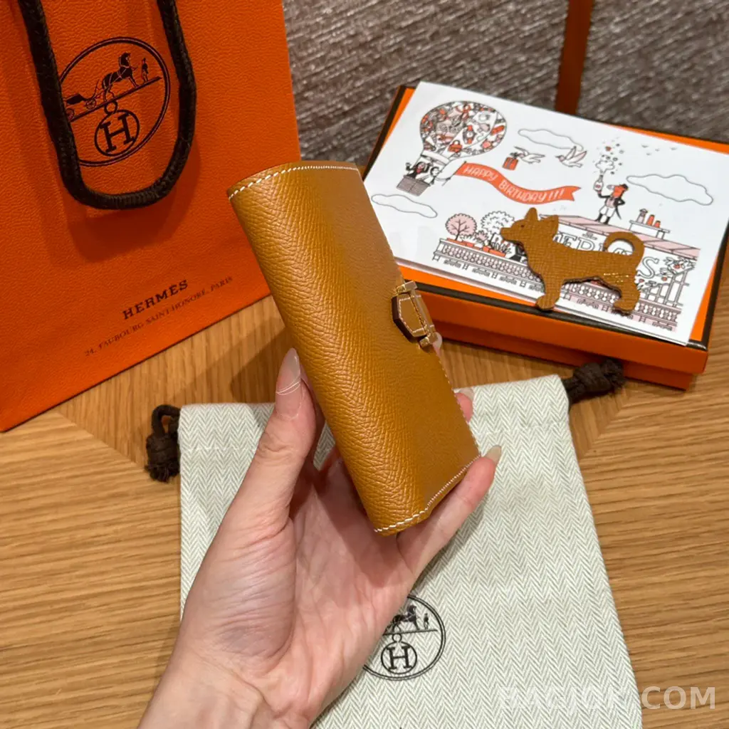 에르메스 Hermes 베안 컴팩트 지갑 앱송 금장 상세 이미지