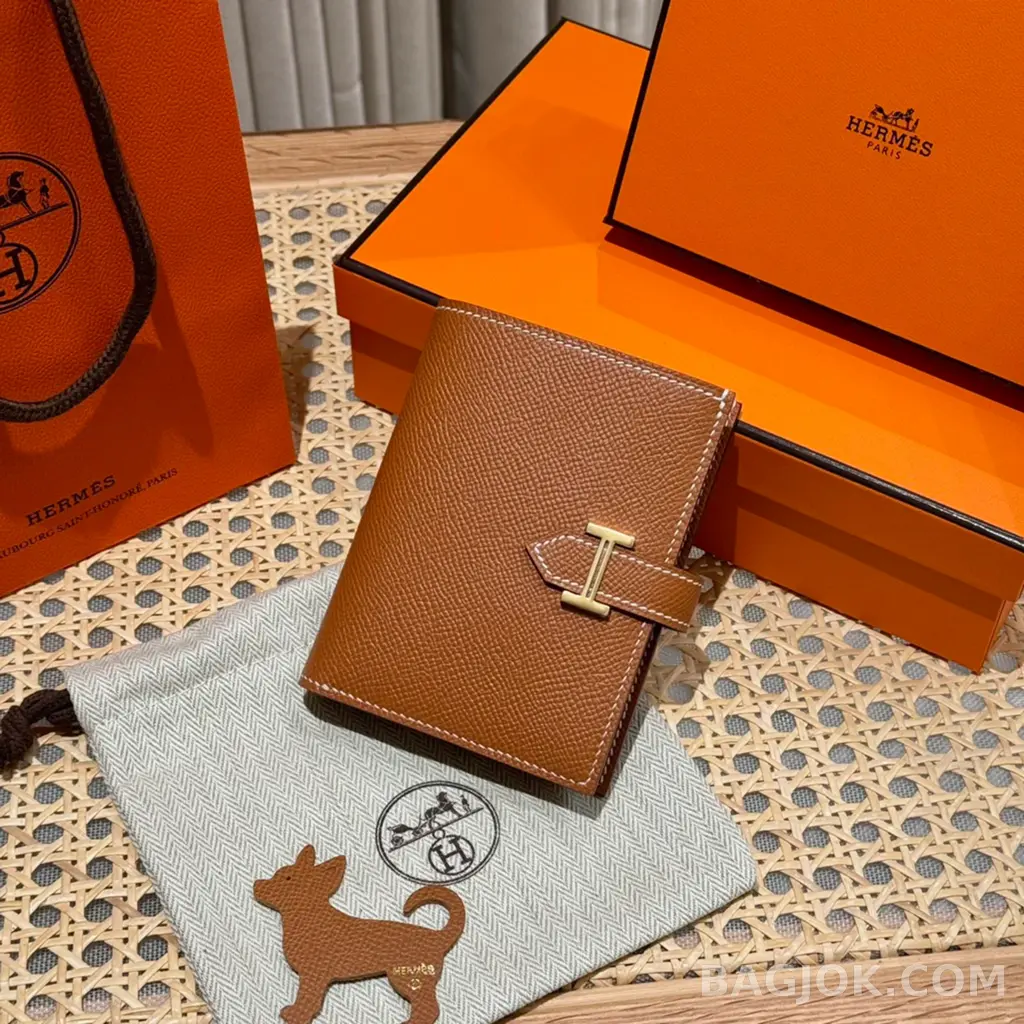 에르메스 Hermes 베안 컴팩트 지갑 앱송 금장 상세 이미지