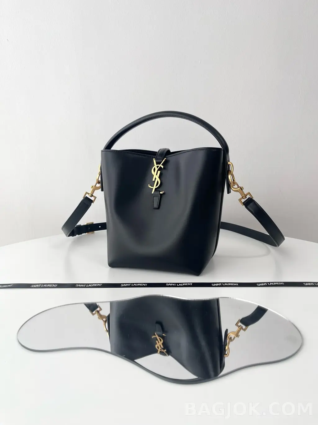 생로랑 Saint Laurent LE 37 버킷백 스몰 상세 이미지