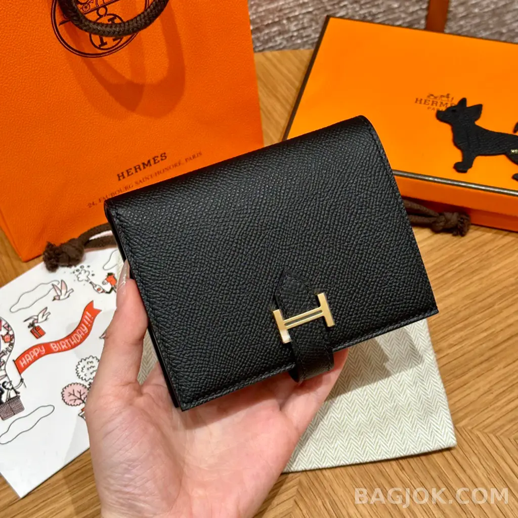 에르메스 Hermes 베안 컴팩트 지갑 앱송 금장 상세 이미지