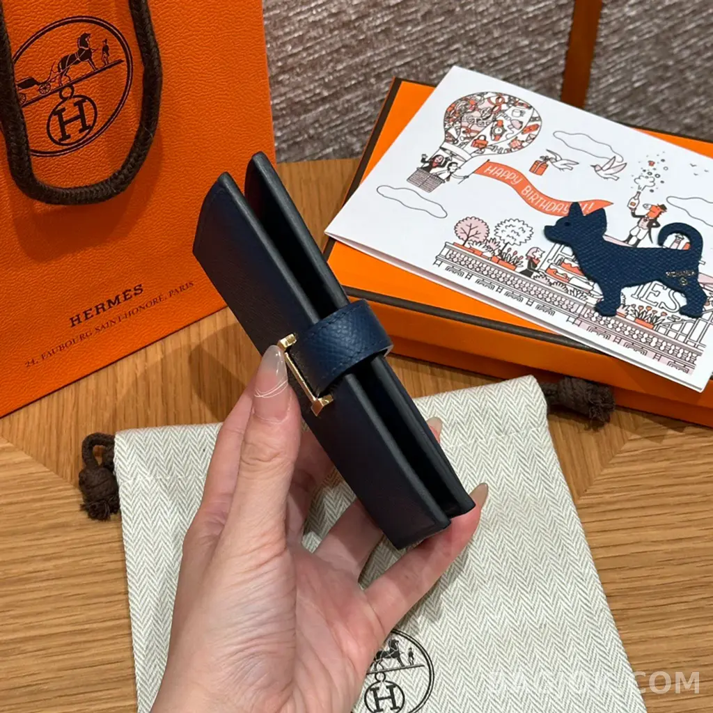 에르메스 Hermes 베안 컴팩트 지갑 앱송 금장 상세 이미지