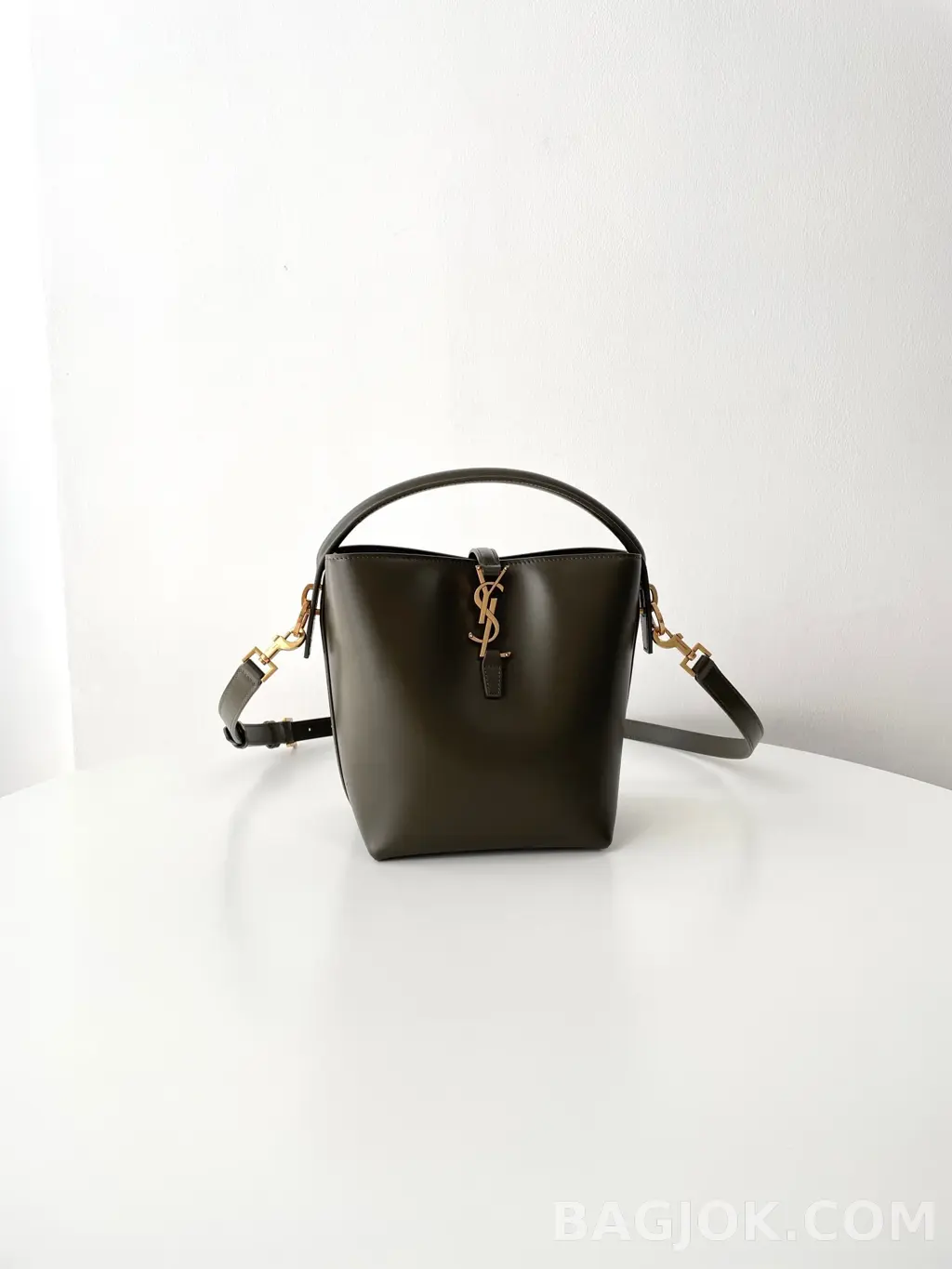 생로랑 Saint Laurent LE 37 버킷백 스몰 상세 이미지