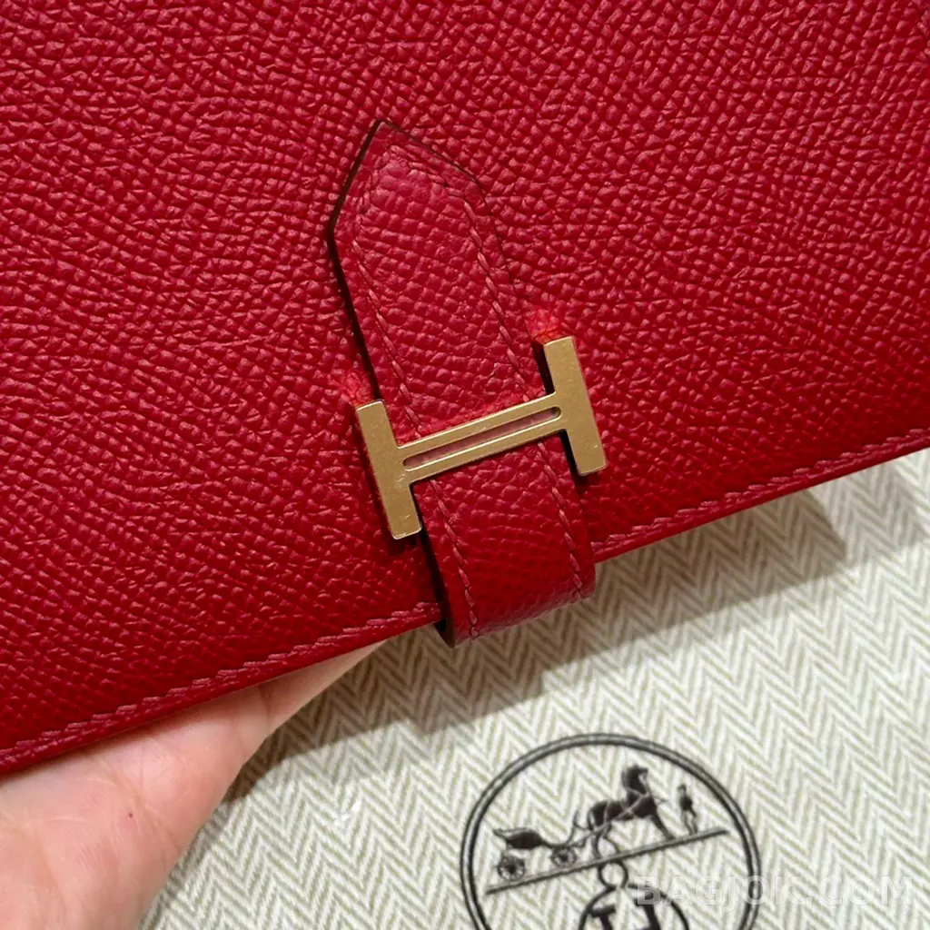 에르메스 Hermes 베안 컴팩트 지갑 앱송 금장 상세 이미지