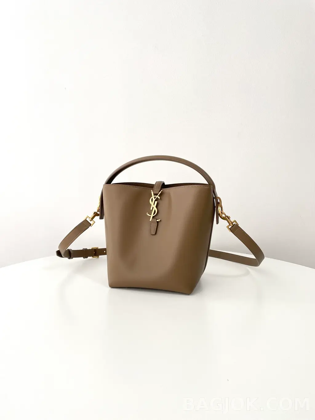 생로랑 Saint Laurent LE 37 버킷백 스몰 상세 이미지