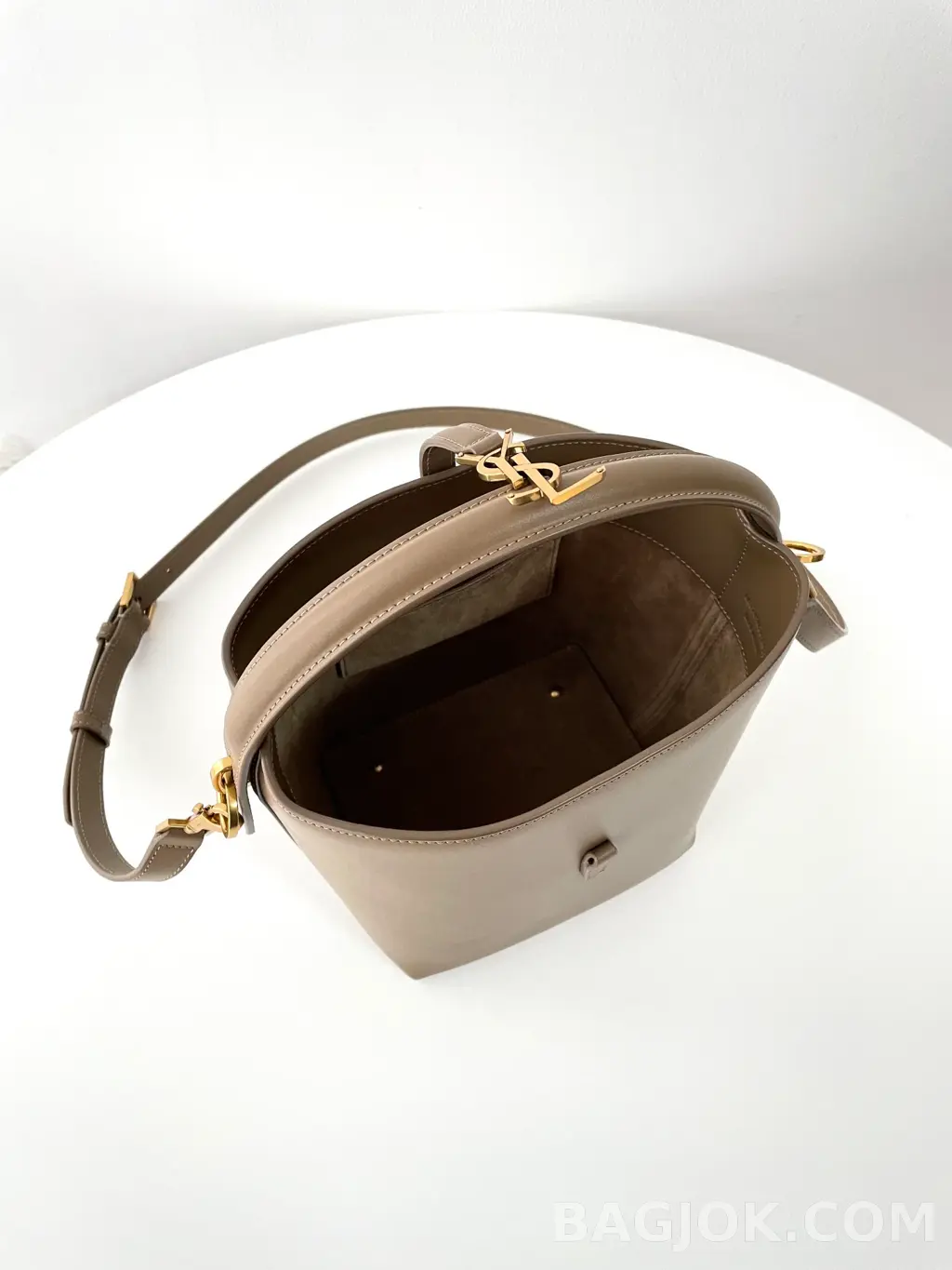 생로랑 Saint Laurent LE 37 버킷백 스몰 상세 이미지