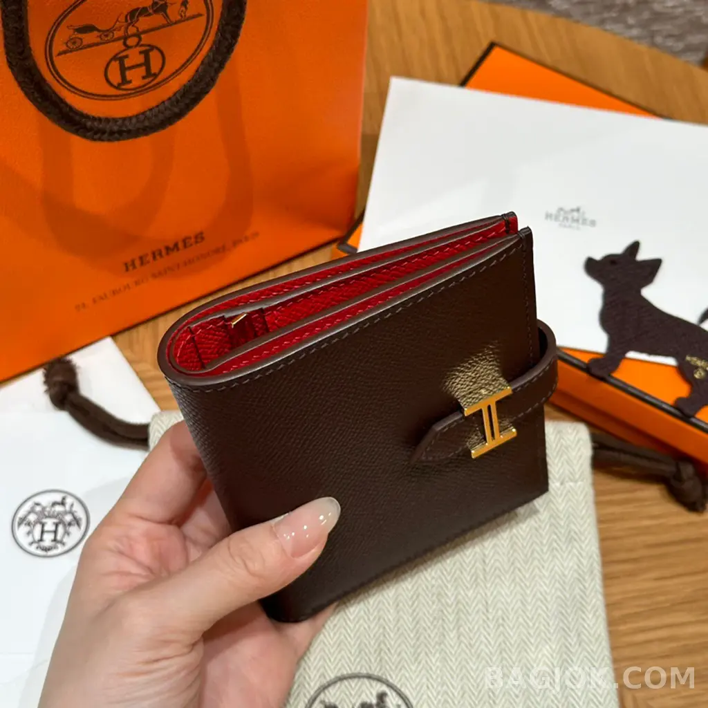 에르메스 Hermes 베안 컴팩트 지갑 앱송 금장 상세 이미지
