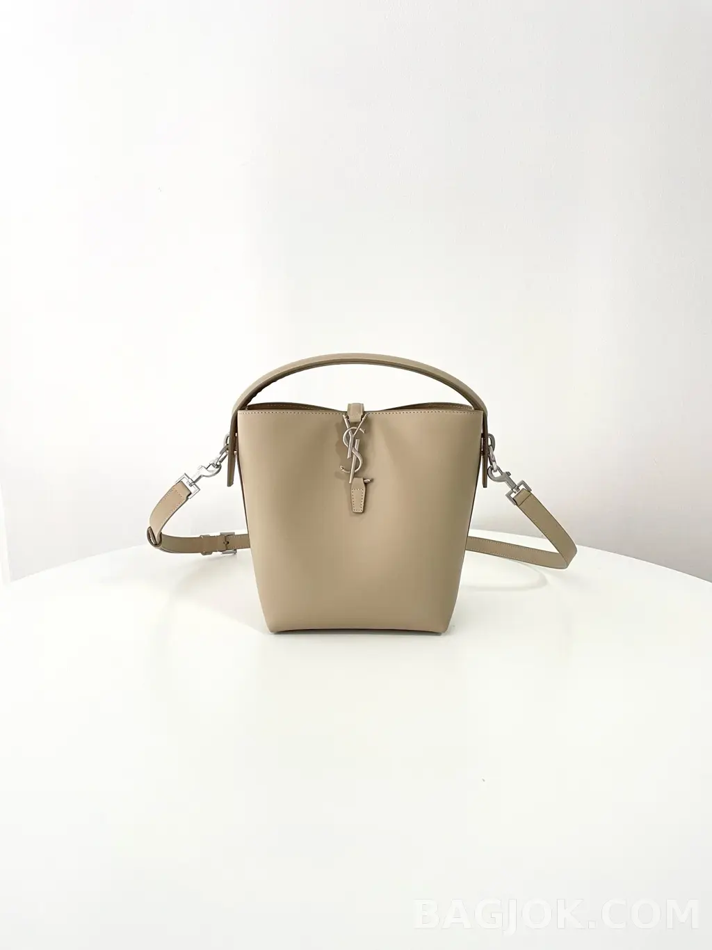 생로랑 Saint Laurent LE 37 버킷백 스몰 상세 이미지