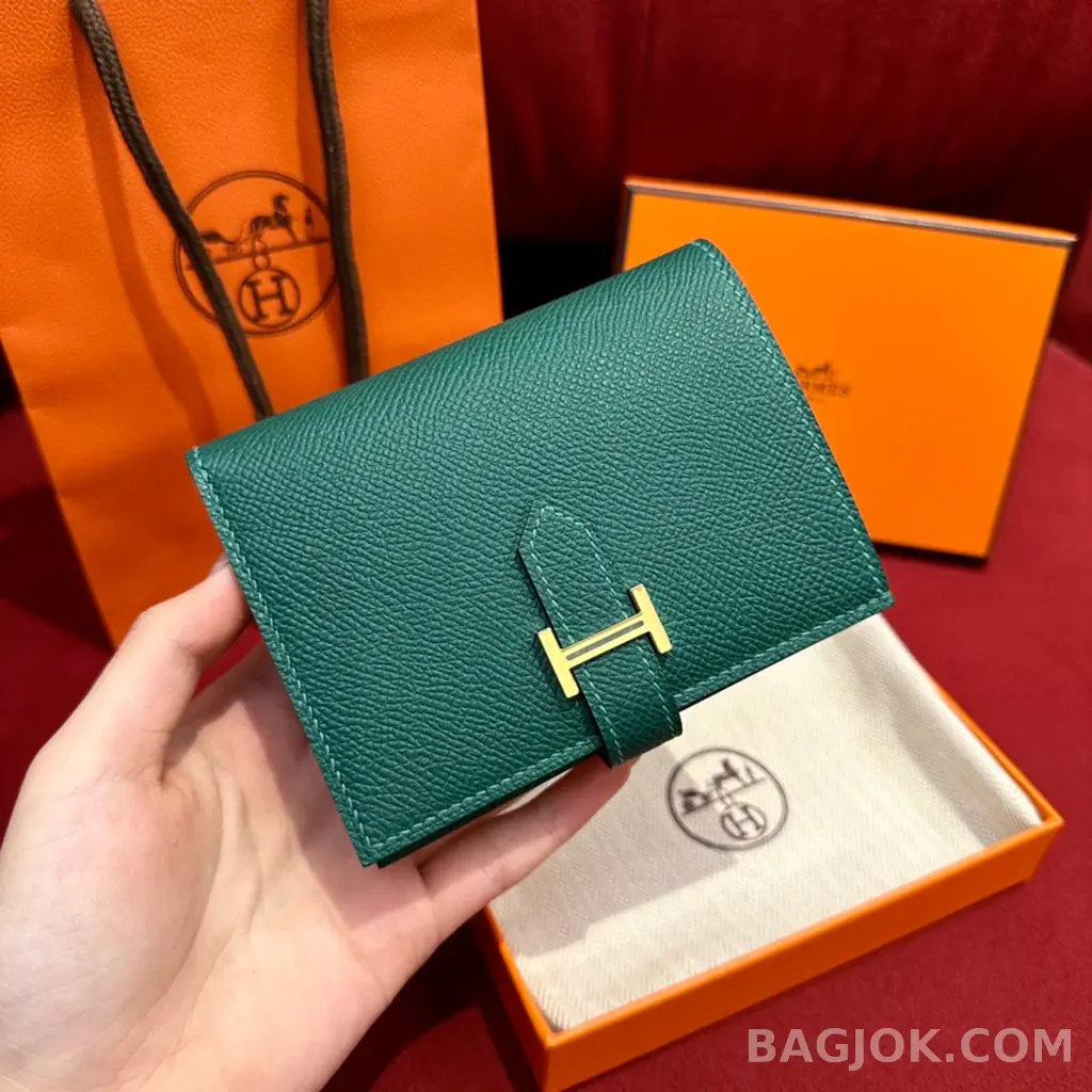 에르메스 Hermes 베안 컴팩트 지갑 앱송 금장 상세 이미지
