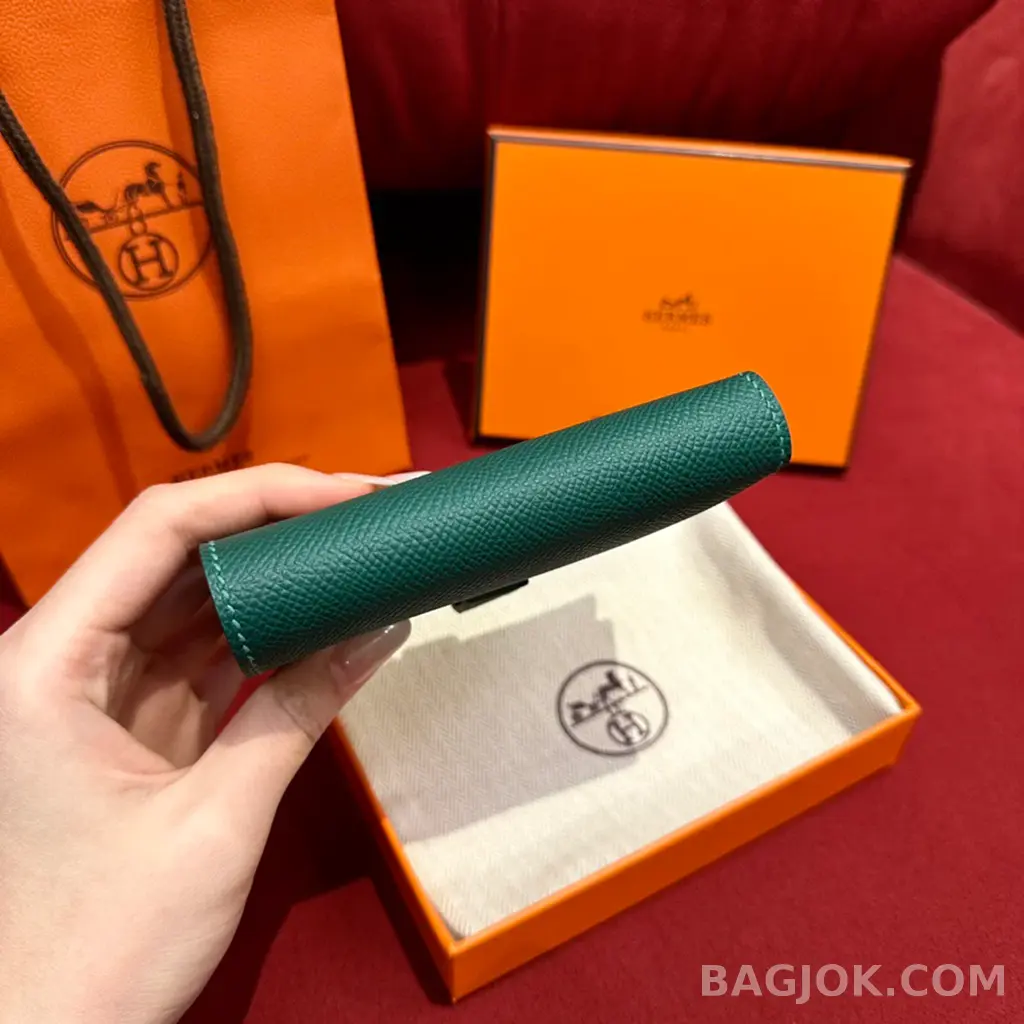 에르메스 Hermes 베안 컴팩트 지갑 앱송 금장 상세 이미지