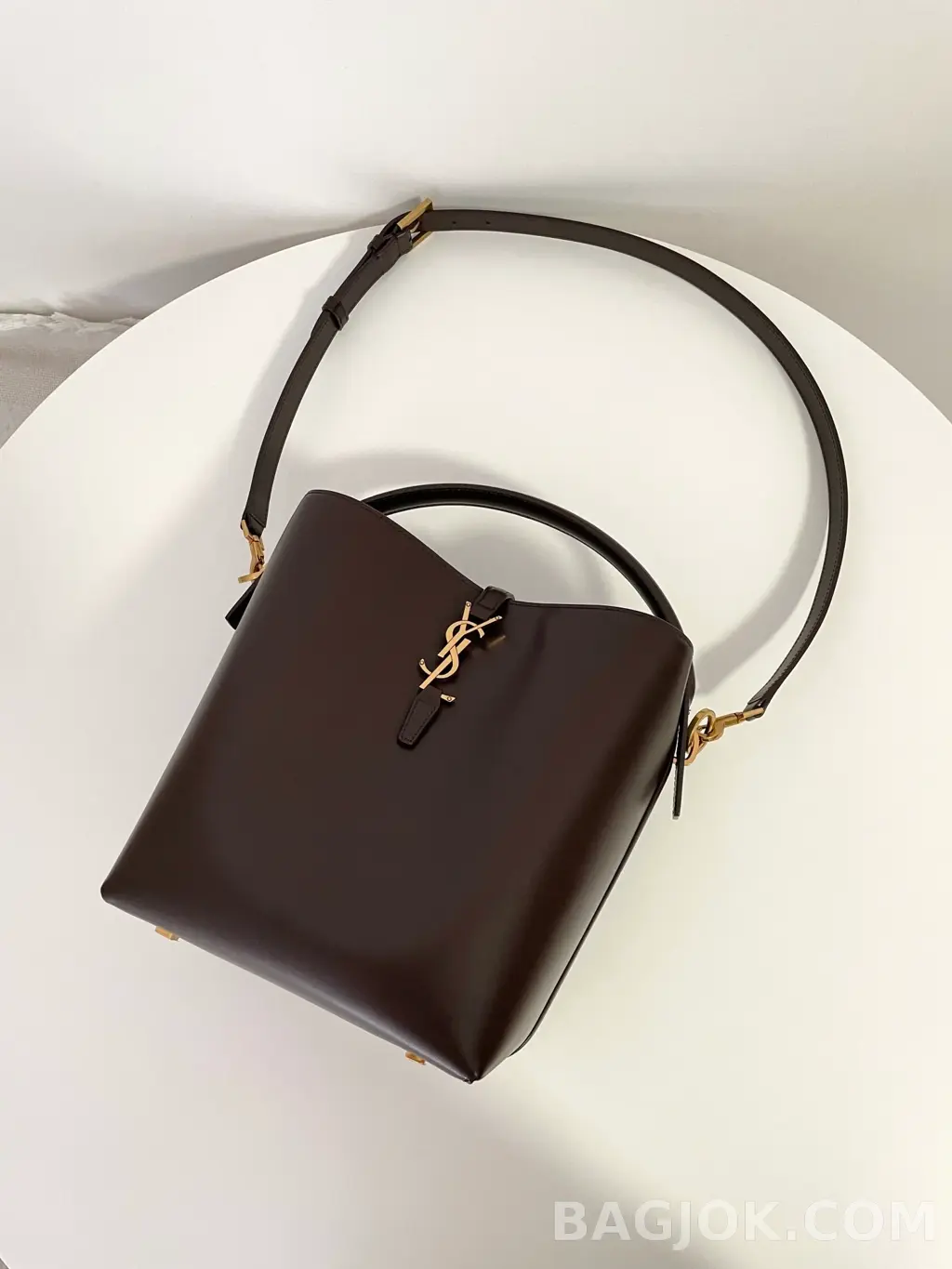 생로랑 Saint Laurent LE 37 버킷백 미디움 상세 이미지