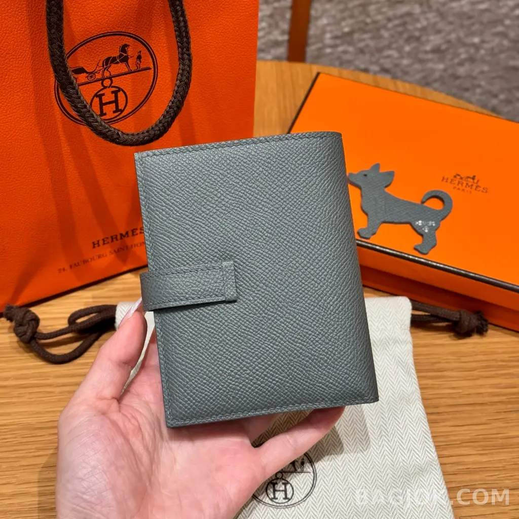 에르메스 Hermes 베안 컴팩트 지갑 앱송 은장 상세 이미지