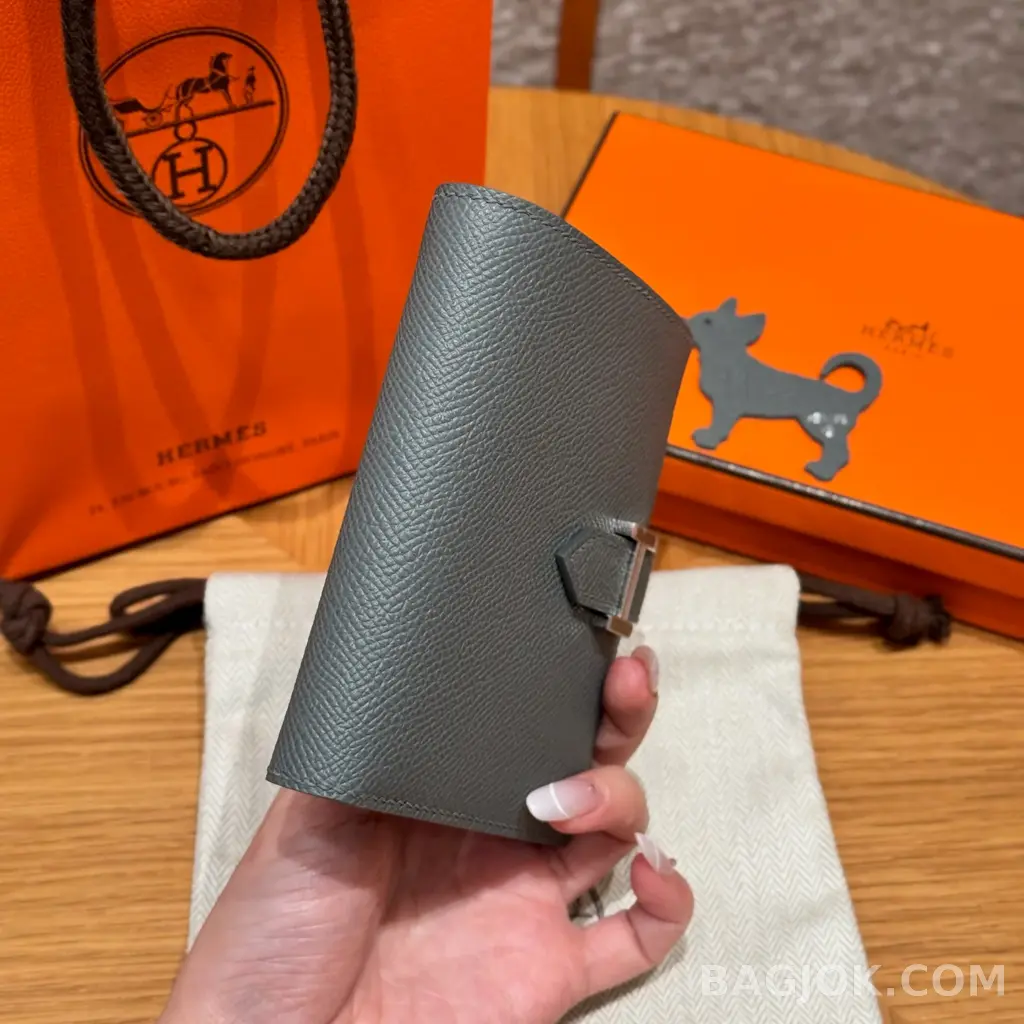 에르메스 Hermes 베안 컴팩트 지갑 앱송 은장 상세 이미지