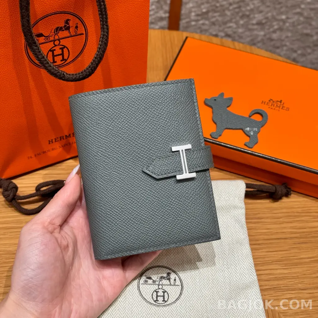 에르메스 Hermes 베안 컴팩트 지갑 앱송 은장 상세 이미지