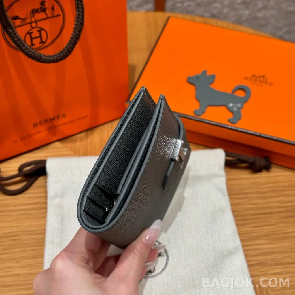 에르메스 Hermes 베안 컴팩트 지갑 앱송 은장 상세 이미지