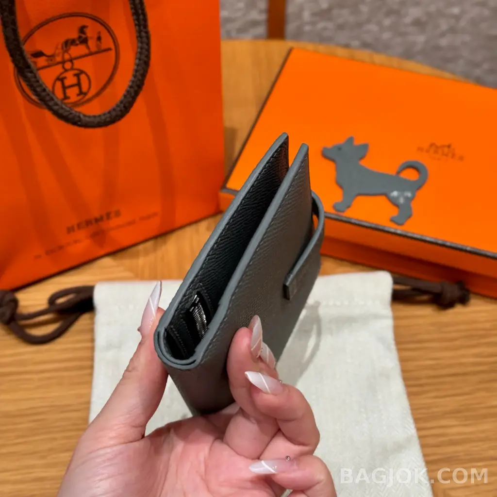 에르메스 Hermes 베안 컴팩트 지갑 앱송 은장 상세 이미지