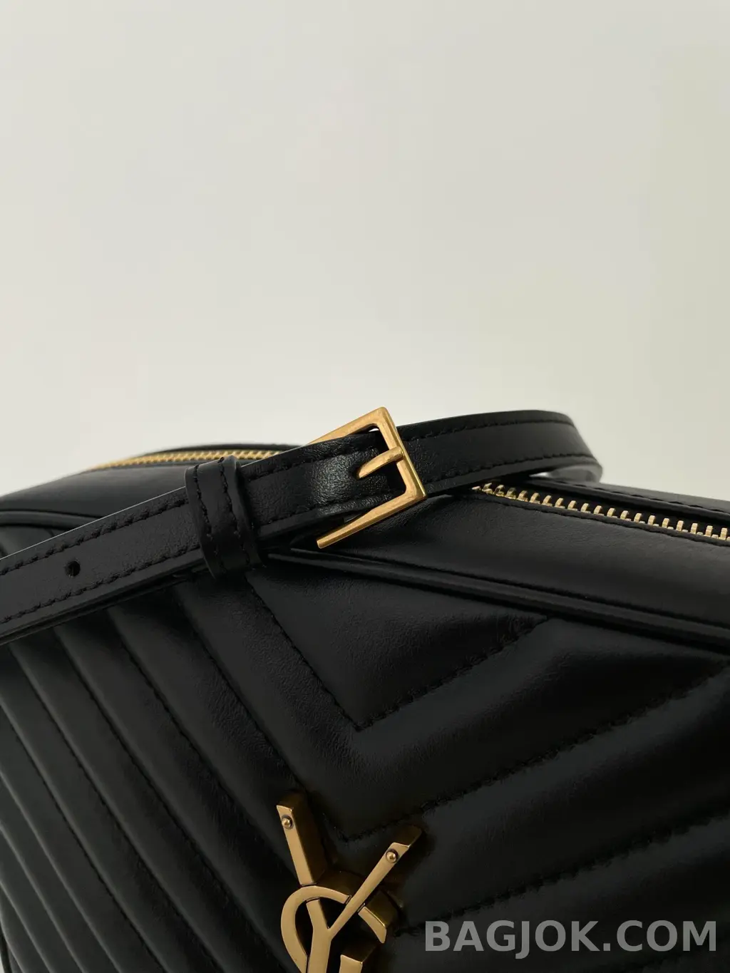 생로랑 Saint Laurent 루 카메라 백 퀼티드 레더 상세 이미지