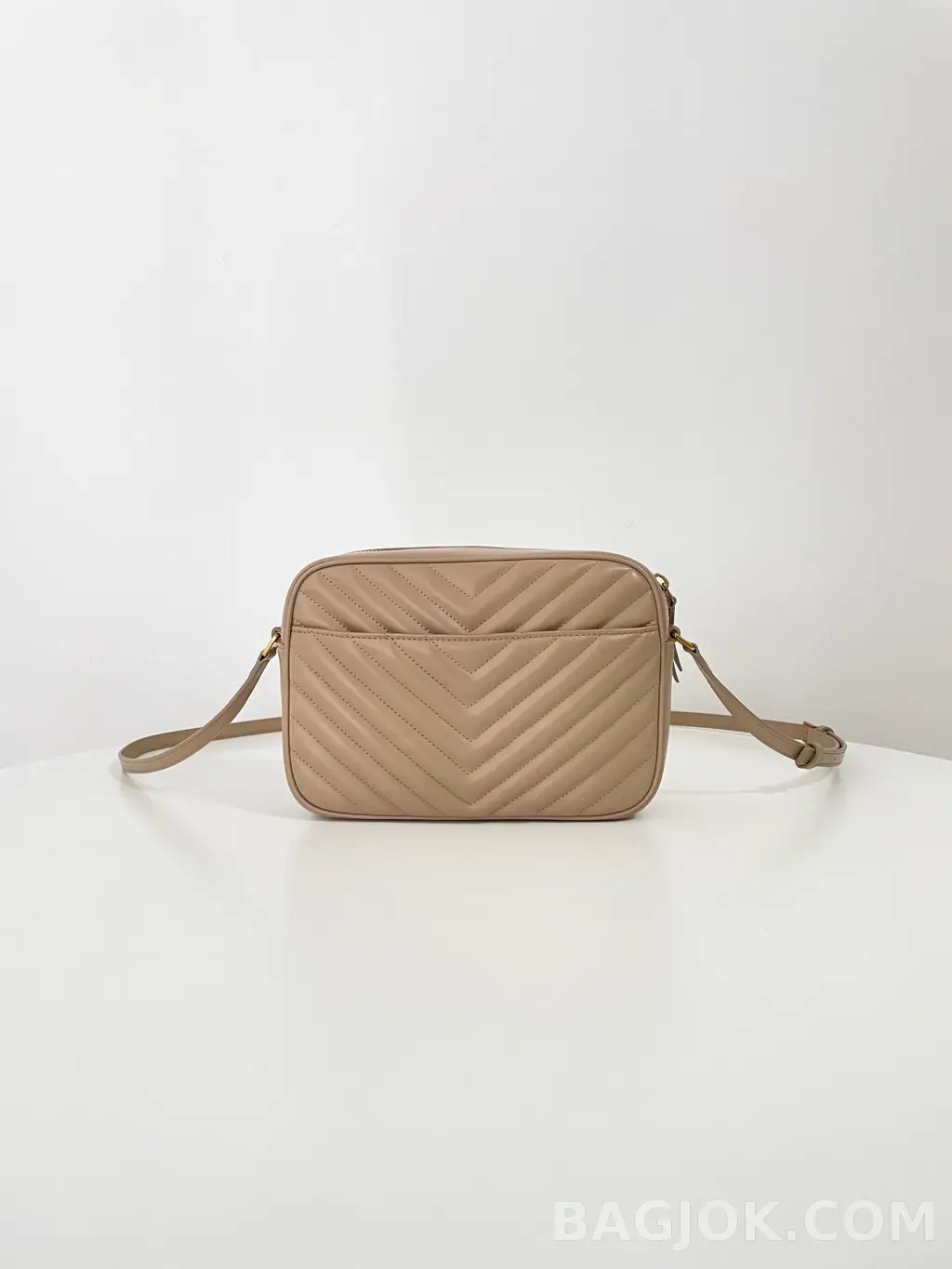 생로랑 Saint Laurent 루 카메라 백 퀼티드 레더 상세 이미지