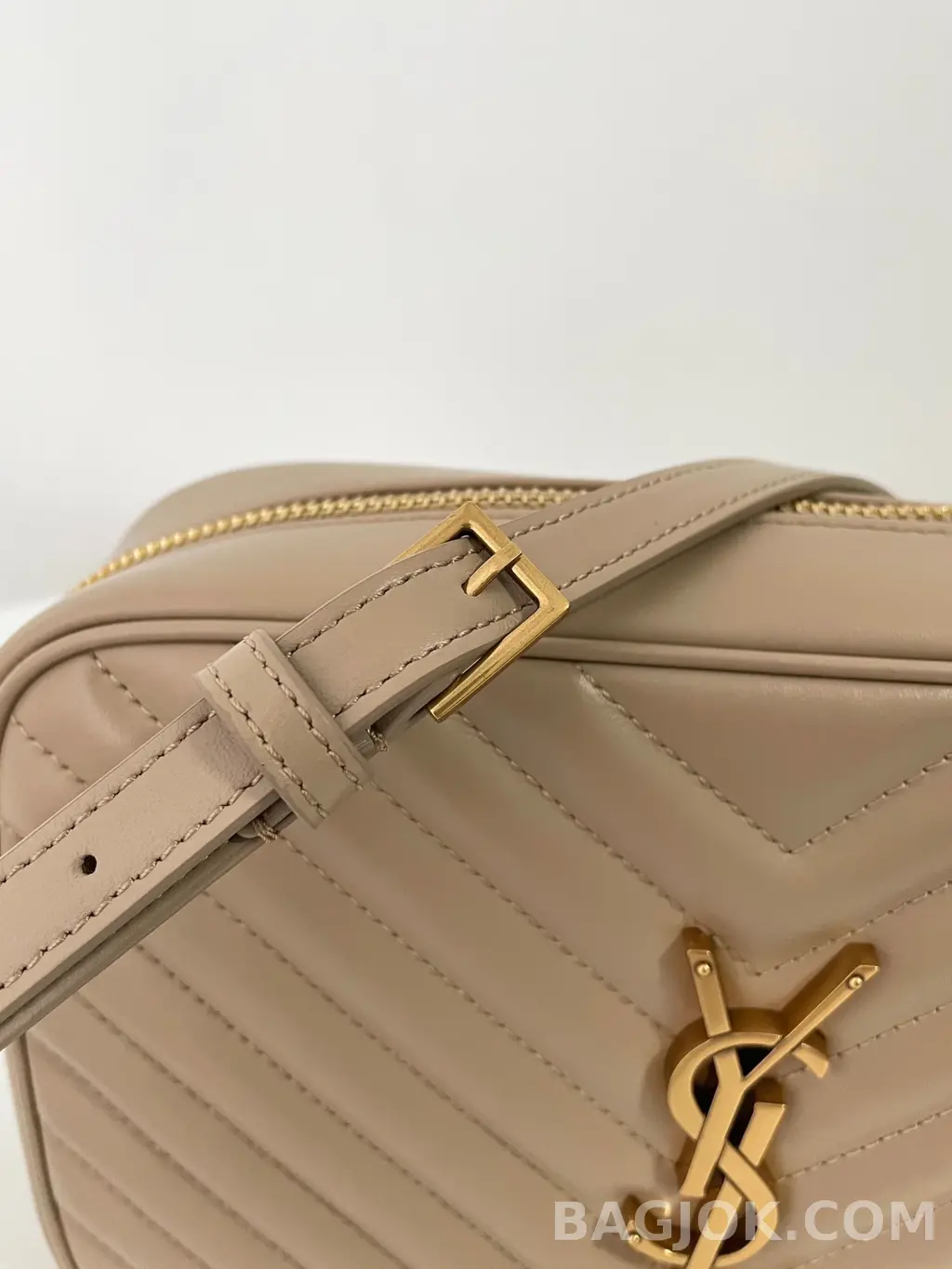 생로랑 Saint Laurent 루 카메라 백 퀼티드 레더 상세 이미지